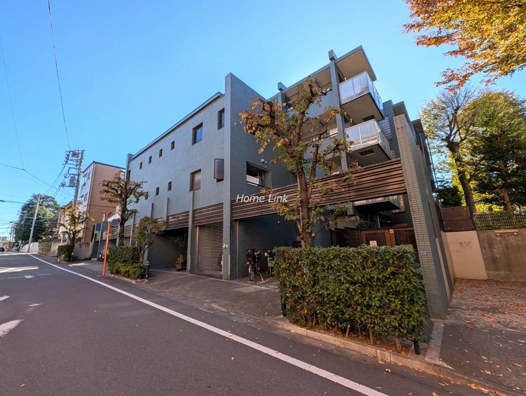 クアトロウーノ城北中央公園　北側からの外観